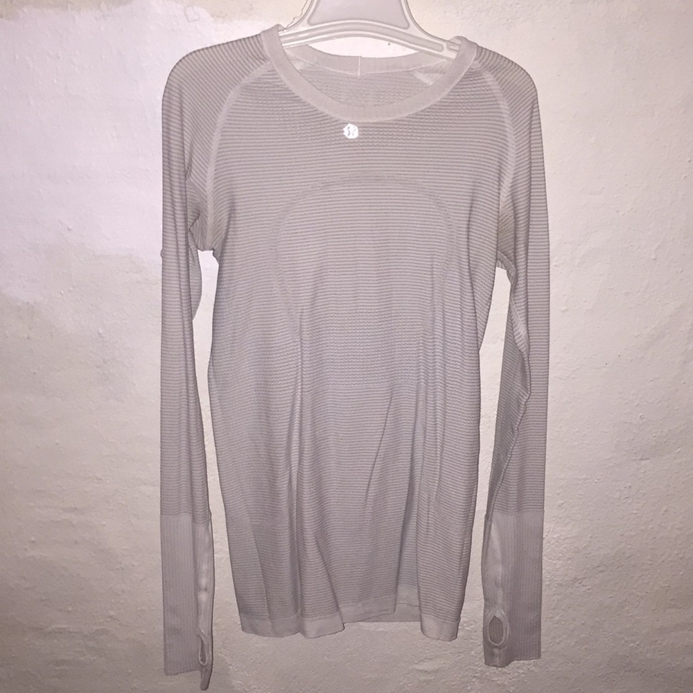 Dry fit Lulu lemon long sleeve shirt